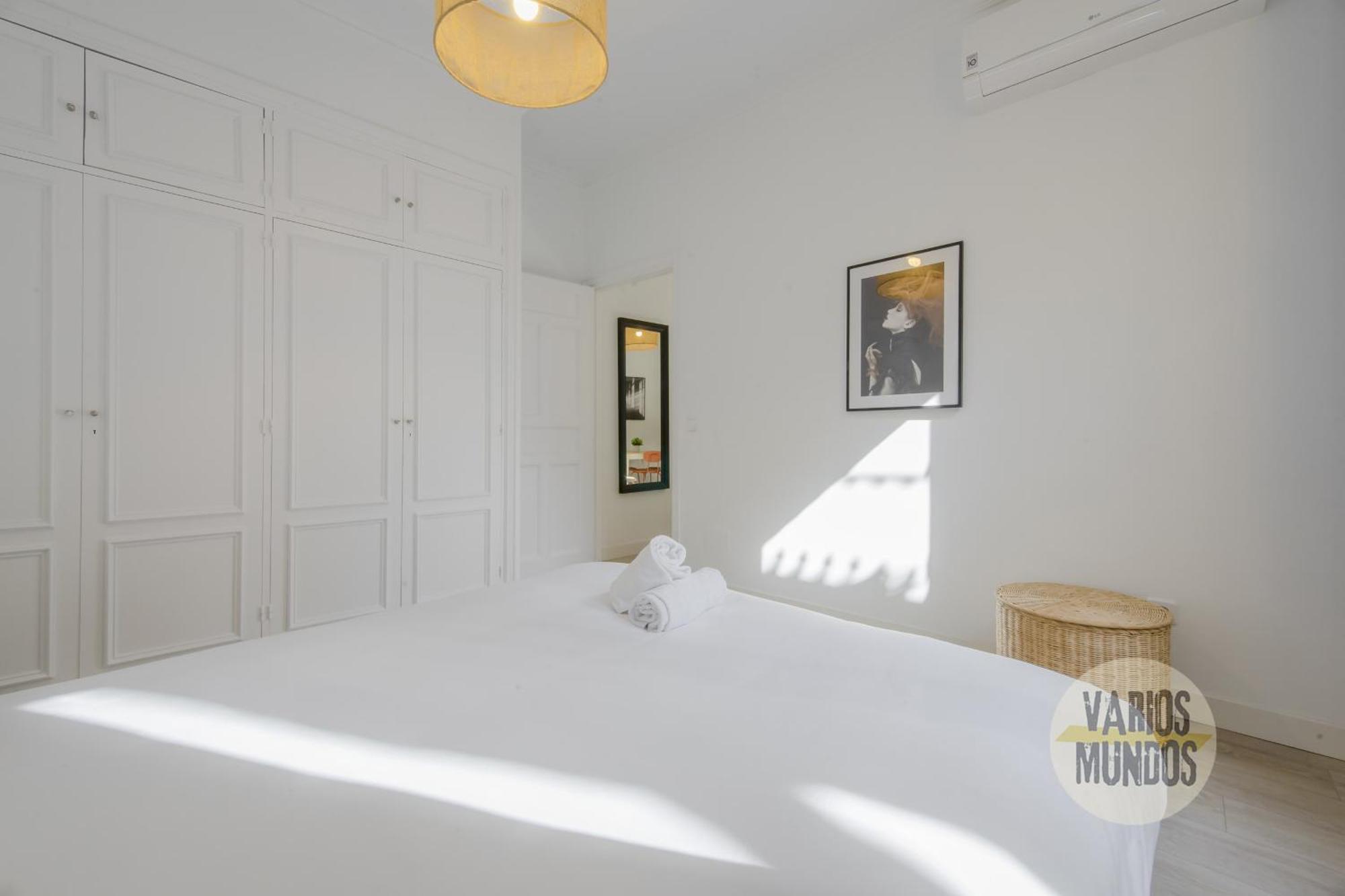 Elegant Apt Para 4Pax En Las Letras-Cortes Madryt Zewnętrze zdjęcie